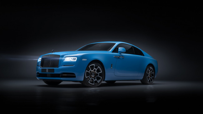 Обои картинки фото 2019 rolls-royce wraith black badge, автомобили, rolls-royce, купе, роллс, ройс, синий, 2019, rolls, royce, wraith, black, badge