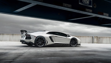 Картинка автомобили lamborghini aventador