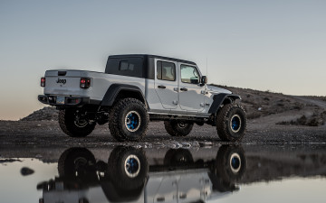 Картинка 2020+jeep+gladiator +vegas4x4 автомобили jeep 2020 gladiator vegas4x4 вид сзади внедорожник новый белый тюнинг американские