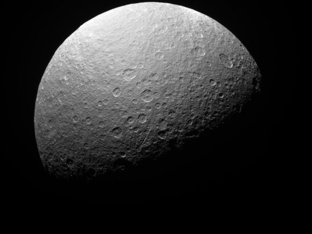 Обои картинки фото рея, космос, спутники, сатурна