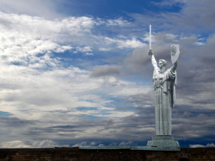 Картинка музей великой отечественной войны города киев украина небо статуя родина-мать