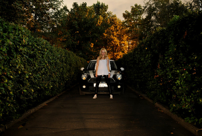 Обои картинки фото автомобили, авто, девушками