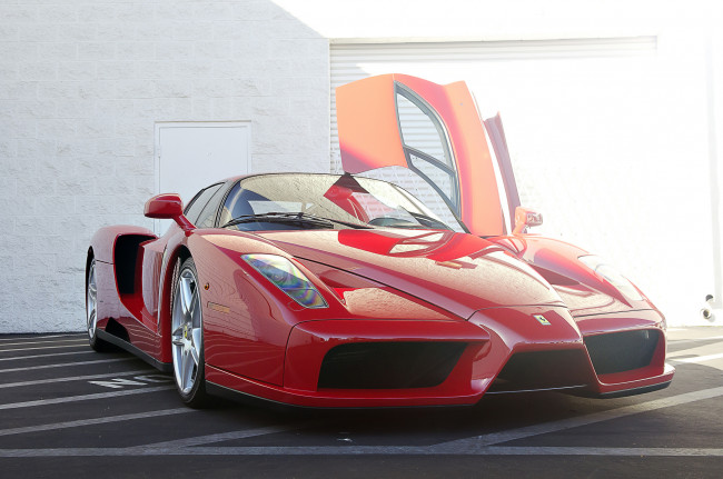 Обои картинки фото rosso corsa enzo ferrari, автомобили, ferrari, италия, суперкар