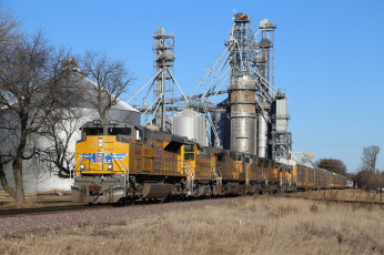 Картинка техника поезда железная дорога рельсы локомотив состав