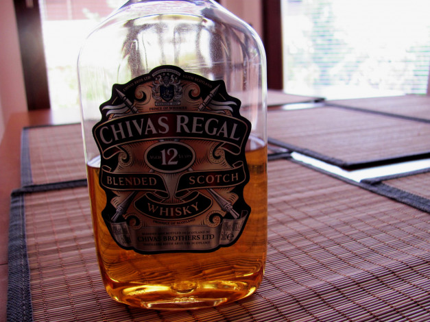 Обои картинки фото бренды, chivasregal, виски