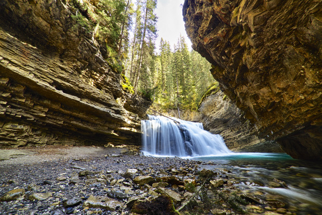 Обои картинки фото природа, водопады, водопад, река, лес