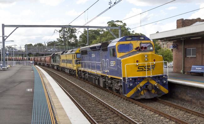 Обои картинки фото техника, поезда, локомотив, состав