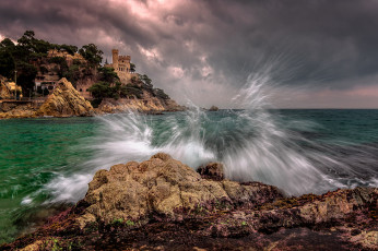 Картинка castell+d`en+plaja города -+пейзажи простор