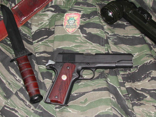 обоя оружие