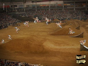 Картинка спорт мотокросс