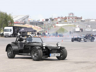 Картинка автомобили super seven