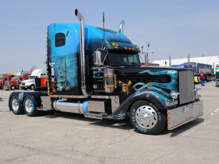 Картинка автомобили freightliner