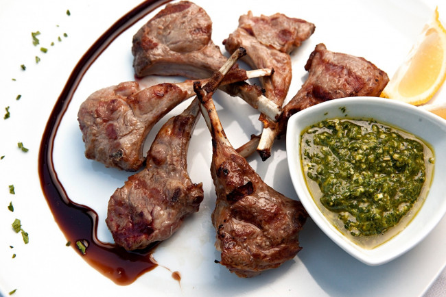 Обои картинки фото еда, мясные, блюда, соус, мясо