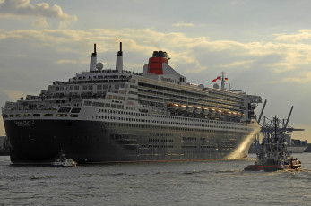 Картинка queen mary корабли разные вместе 2 лайнер буксир