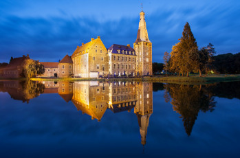 Картинка замок+raesfeld+германия города -+дворцы +замки +крепости огни деревья raesfeld замок ночь река германия