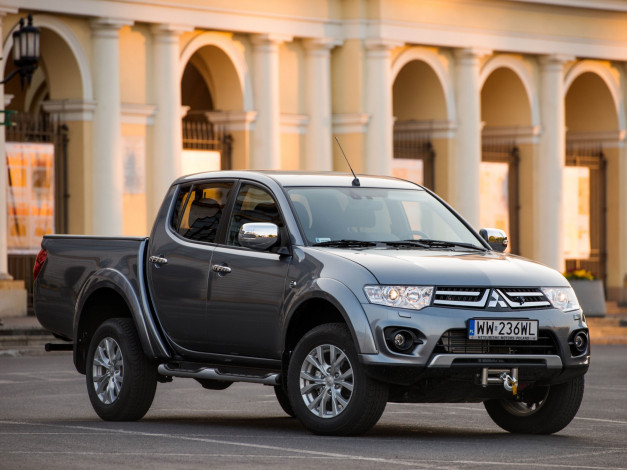 Обои картинки фото автомобили, mitsubishi, l200, темный, 2014г, cab, double