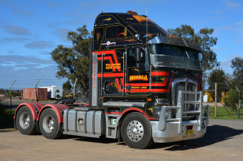 Картинка kenworth автомобили тягач седельный тяжелый грузовик