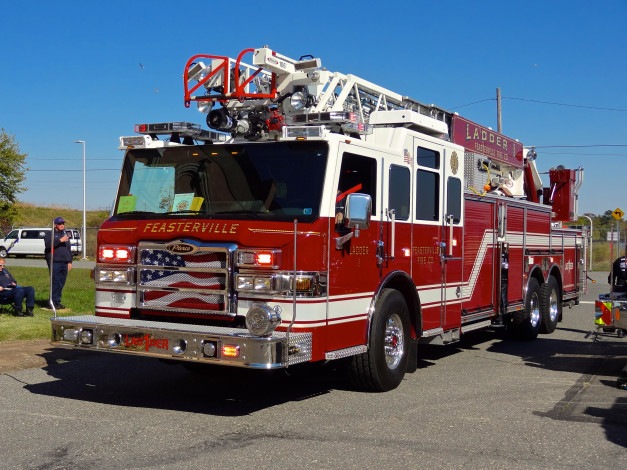 Обои картинки фото автомобили, пожарные машины, автомобиль, пожарный