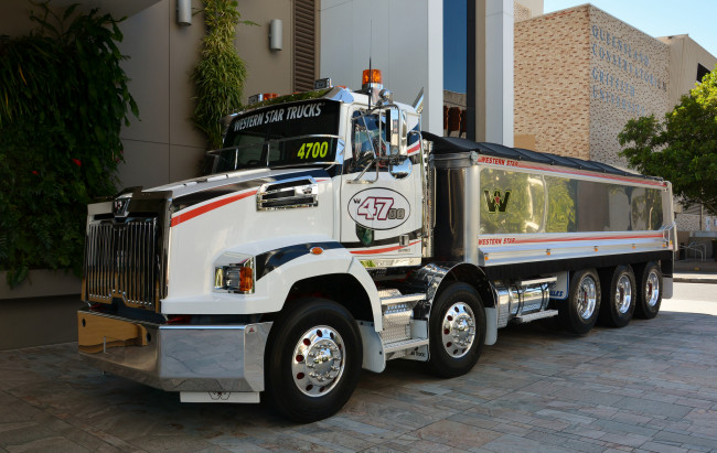 Обои картинки фото western star 4700, автомобили, western star, тягач, седельный, грузовик, тяжелый