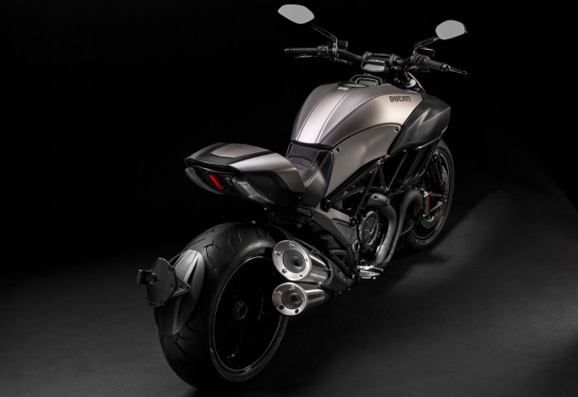 Обои картинки фото мотоциклы, ducati