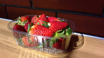 Картинка еда клубника +земляника ягоды