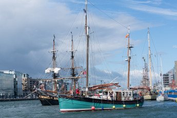 Картинка корабли парусники паруса мачты