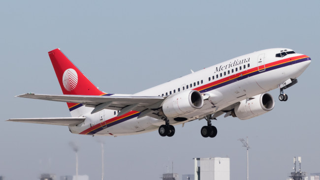 Обои картинки фото boeing 737-700, авиация, пассажирские самолёты, авиалайнер