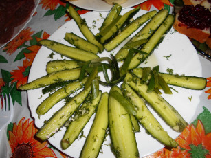 Картинка еда огурцы