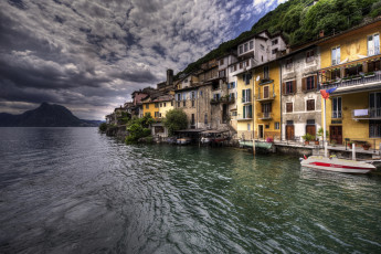 Картинка switzerland +lake+marinas +village+gandria города -+улицы +площади +набережные дома озеро горы тучи небо швейцария