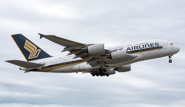 Обои картинки фото авиация, пассажирские самолёты, авиалайнер