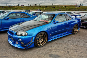 Картинка nissan+skyline+gt-r+r34 автомобили выставки+и+уличные+фото nissan skyline gtr r34 godzilla годзилла japan японская legend легенда