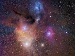 Картинка разноцветные облака около ро змееносца космос галактики туманности