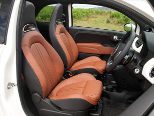 Картинка автомобили интерьеры