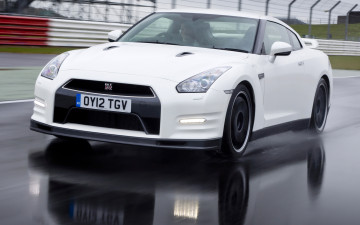 Картинка автомобили nissan datsun дорога гоночный трек