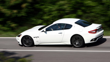 Картинка maserati granturismo автомобили италия эксклюзивные элитные s p a