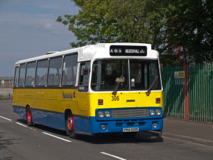 Картинка 1976+leyland+leopardalexander+whites+of+calver автомобили автобусы общественный транспорт автобус