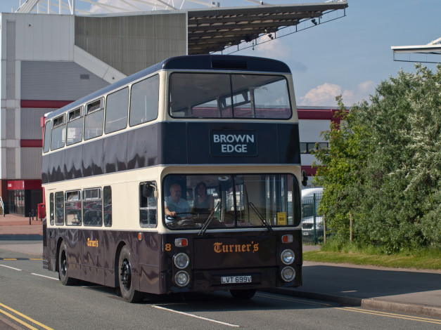 Обои картинки фото 1975 daimler fleetlinenorthern counties turners, автомобили, автобусы, общественный, транспорт, автобус