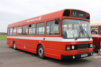 Картинка автомобили автобусы транспорт пассажирский