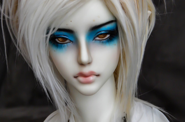 Обои картинки фото разное, игрушки, кукла, взгляд