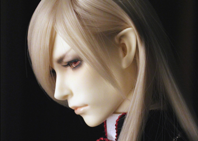 Обои картинки фото разное, игрушки, блондин, парень, кукла