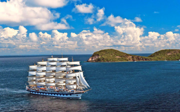 Картинка корабли парусники водоем облака