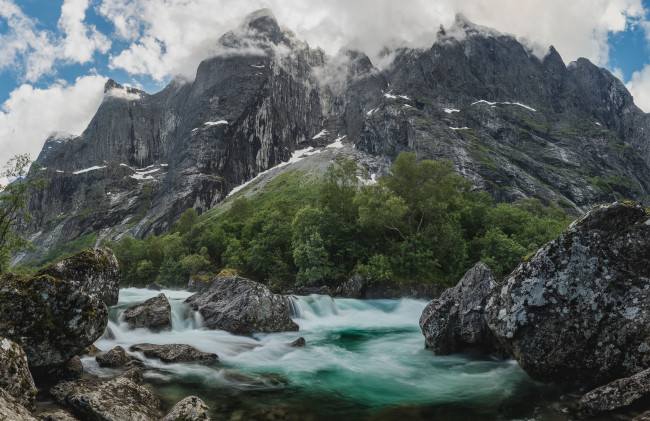 Обои картинки фото природа, горы, камни, trollveggen, rauma, norway, речка, облака, норвегия