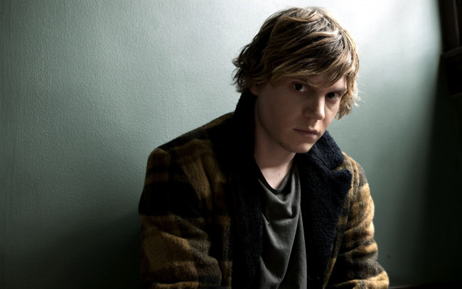 Обои картинки фото evan peters, мужчины, - unsort, evan, peters