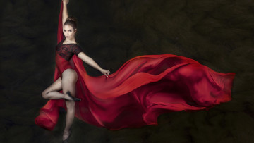 Картинка девушки -+брюнетки +шатенки гимнастка