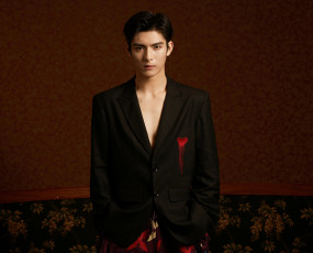 Картинка мужчины wang+hao+xuan ван хао сюань