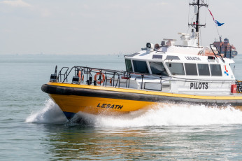 Картинка корабли катера pilot boat