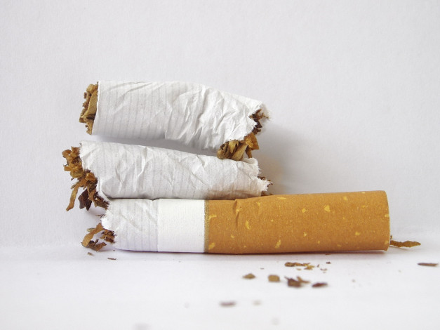 Обои картинки фото разное, курительные, принадлежности, спички