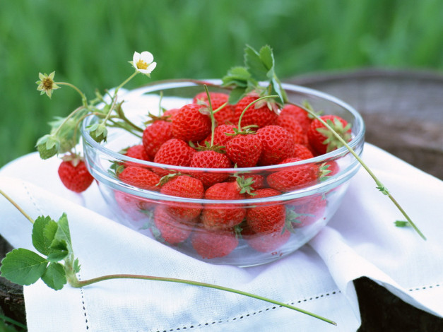 Обои картинки фото еда, клубника, земляника