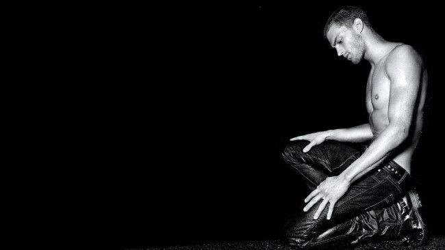 Обои картинки фото мужчины, unsort, джинсы