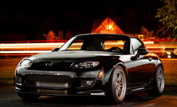 Картинка автомобили mazda